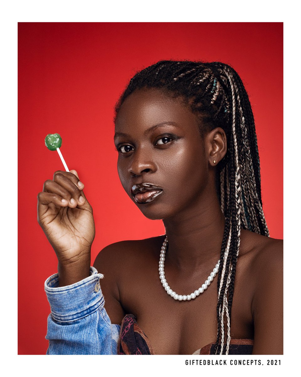 🍭♥️
Photography by: @g_b.concepts on ig
instagram.com/p/CU9zBEasOsF/…

raw pictures available for edit too. Kindly share 🙏♥️

#cannonphotography #nobraday #phototag_it #red #blackwomenrock #candycandy #literasiindonesia #wcw😍 #NoBraDay