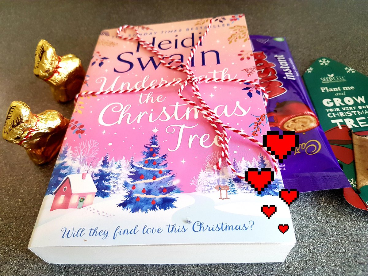 Always an amazing day when book post arrives  ...  and how special is this 💃

Thank you @TeamBATC @BookMinxSJV @Heidi_Swain 🧡

Can't wait to visit Wynmouth #UnderneathTheChristmasTree