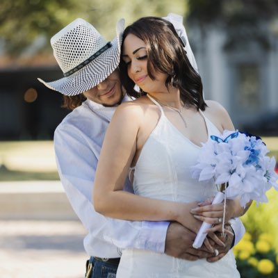 5 days ago I married my absolute best friend , I couldn’t be more blessed to spend the rest of my life by your side 😘 <a href="/OneHungHick/">Eric Swenson</a>  #NewProfilePic