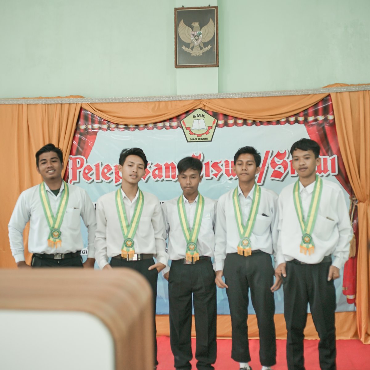 FourPhotobooth's tweet photo. Yakali wisuda jaman sekarang ga pake photobooth 😜

Wisuda SMK Dian Teknik
Kebumen

Info lebih lanjut hubungi:
📞 0821 3864 0834 https://t.co/ztzVnVuqBl