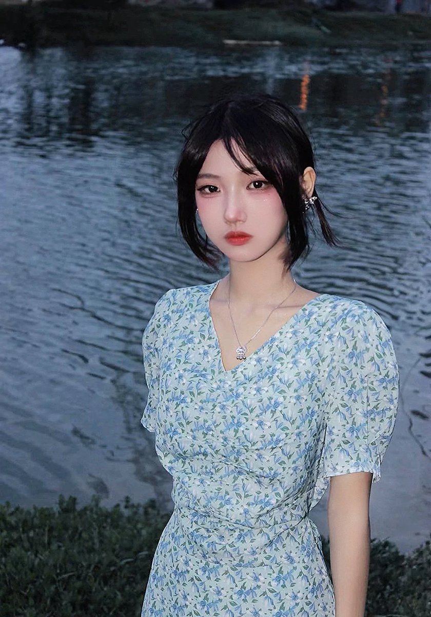 qing_pin_'s tweet photo. 不知道女孩的第一次值不值钱
#06年 #姐姐 https://t.co/wIB7IBaaiC