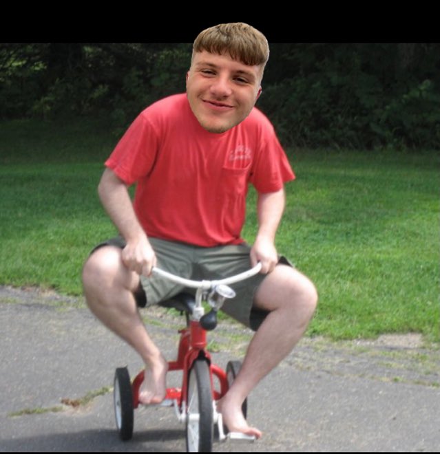 Happy birthday to me, happy birthday to me, happy birthday to Martinnnnn, happy birthday to me! 🎶
Buzzing with my new bike thanks cayc! ❤️