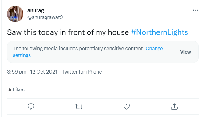 DHMDsucks's tweet photo. @anuragrawat9 Hmm, I wonder what this could be. Thanks, Twitter, for protecting me from direct exposure to...the Northern Lights. https://t.co/ibmXbuGcFf