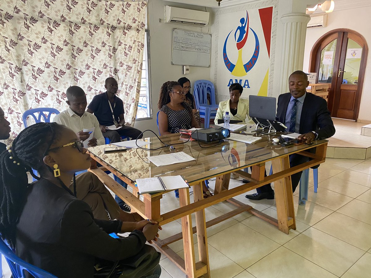 afiamama's tweet photo. Happening now staff training #PSEA before launch community mobilisation programme on youth’s #SRHR and nutrition in #Nsele health zone with technical and financial support of @UNICEFDRC

@CabinetKwamba 
@UNFPARDC
@unjhro
@PNUDRDC
@UEenRDC 
@eugene_kongnyuy 
@Mulunda_JC
@annytenga https://t.co/r5zIqhnXji