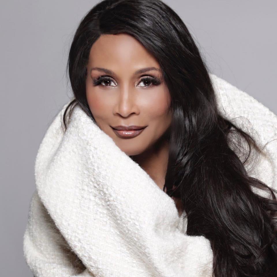 TheBOSSNetwork's tweet photo. π Help us wish beautiful Queen @BeverlyJohnson1 a Happy Birthday. She has been an advocate, mentor and support and we at The BOSS Network salute her. #BOSSLove #ModelIcon #BDayBOSS π https://t.co/jyL983nM90