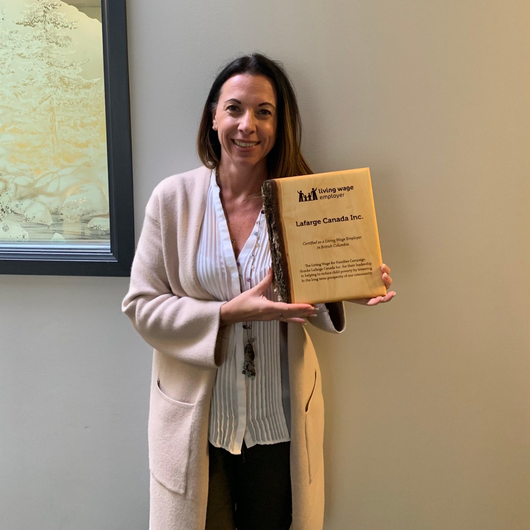 Lafarge_Canada's tweet photo. We're proud to be recognized as a certified living wage employer. It is a commitment that supports our employees, their families and the communities in which we operate. π
@Holcim #BuildingProgress #BuildForAll #livingwage #bc https://t.co/QfbLgAwn4r
