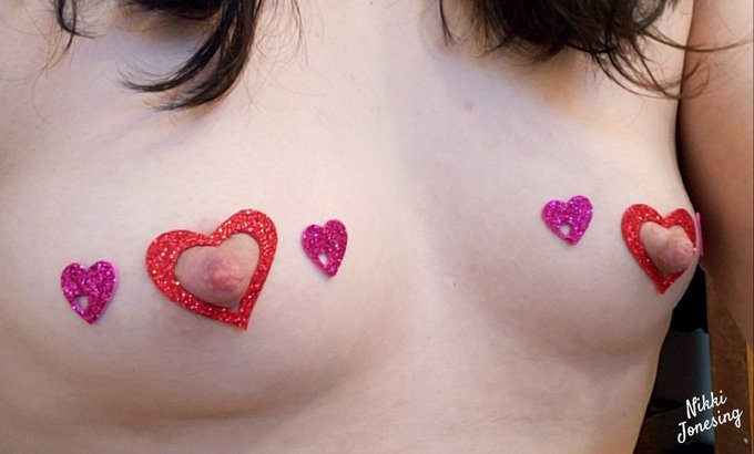 It's #NoBraDay! Isn't that every day? https://t.co/gpeYomUa8K<a href="/tag/nobraday"class="tags">#NoBraDay</a>