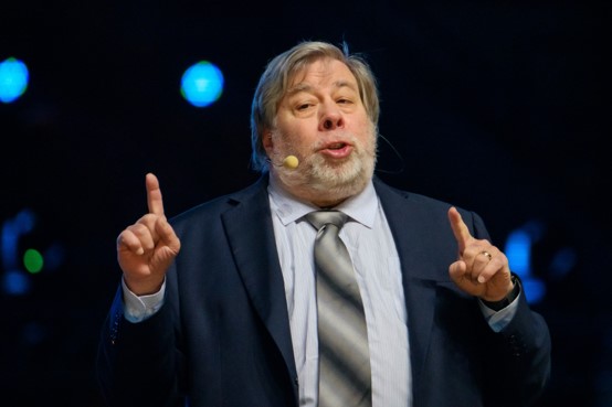 Keysight's tweet photo. Now’s your chance to #AskWoz your burning questions on #TestAutomation and other tech trends. #LiveFromTheLab
Check it out! https://t.co/2rEQX63upM https://t.co/oobdyNlC58