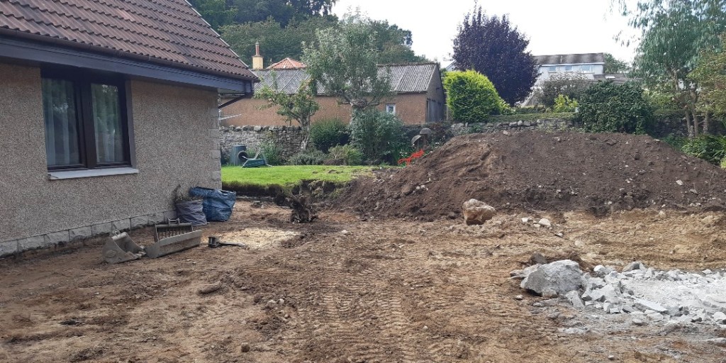 Following on from the Papillon 3d design concept, the foundations are laid to turn this garden into an outdoor living space, and improve the driveway, parking areas and the paths around the house.

papillonlandscape.co.uk/garden-design/

#PapillonGardens #WeAreAPL