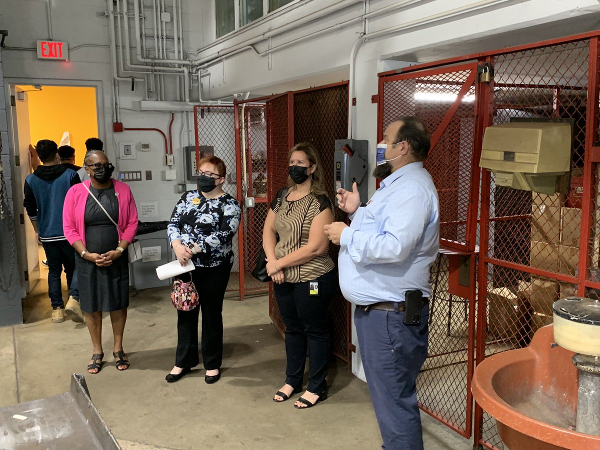 VoteSarahLacey's tweet photo. Currently touring the campus of @UAW where #Local602 is training our next generation of skilled trade workers

Maryland’s future is in the working class and our working class should be #UnionStrong #Working4MD https://t.co/i6xvjJ75CG