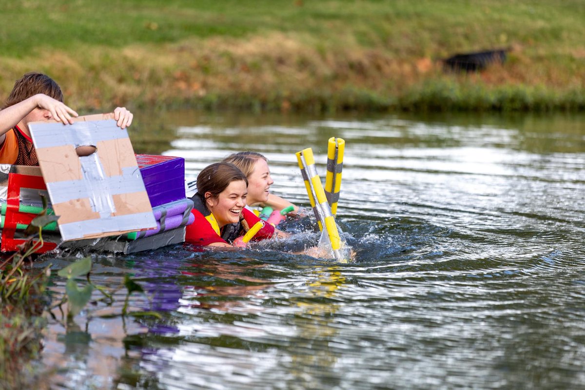 GetPsu's tweet photo. GET members Kaylee Long and Jordan Quick braved the waters of the University Lake to represent GET in the Homecoming Raft Races! 

They did an awesome job coming in third and winning a little bit of cash for the organization in the process!

📸: @chaunce88 https://t.co/s7hCJCzNTN