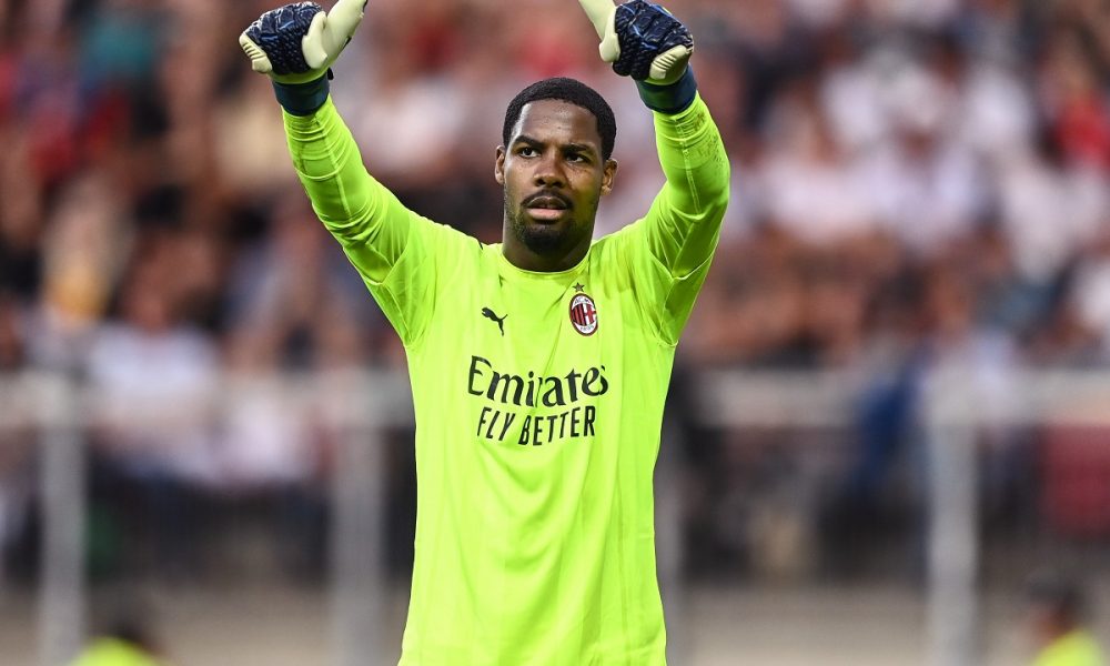 عودة مايك مانيان مقرر ان تكون بعد 10 اسابيع 😭