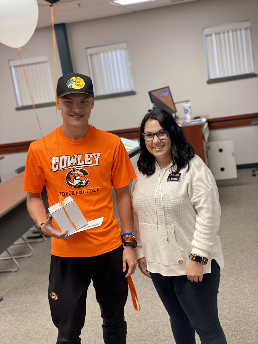 Cowley College (@cowleycollege) on Twitter photo Congratulations to Dawson Crawley our October Student of the Month! <a href="/CowleyXCTF/">Cowley College XC | Track and Field</a> #studentofthemonth #wednesdaysweroar Congratulations to Dawson Crawley our October Student of the Month! <a href="/CowleyXCTF/">Cowley College XC | Track and Field</a> #studentofthemonth #wednesdaysweroar