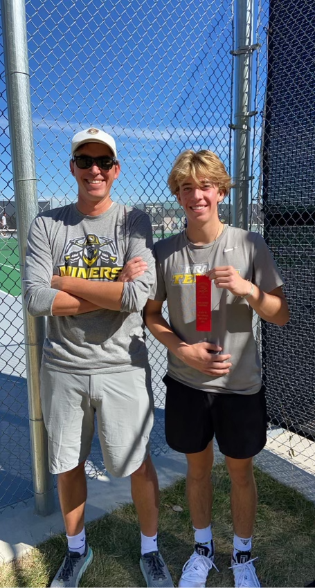 PRA_Miners's tweet photo. Congratulations to Jason Arbuckle and Caden Koole (Golf) and Roee Sela (Boys Tennis - first from PRA to do so!) for advancing to State! #gominers #prahs #pragolf #pratennis https://t.co/yD0UTeBlJM