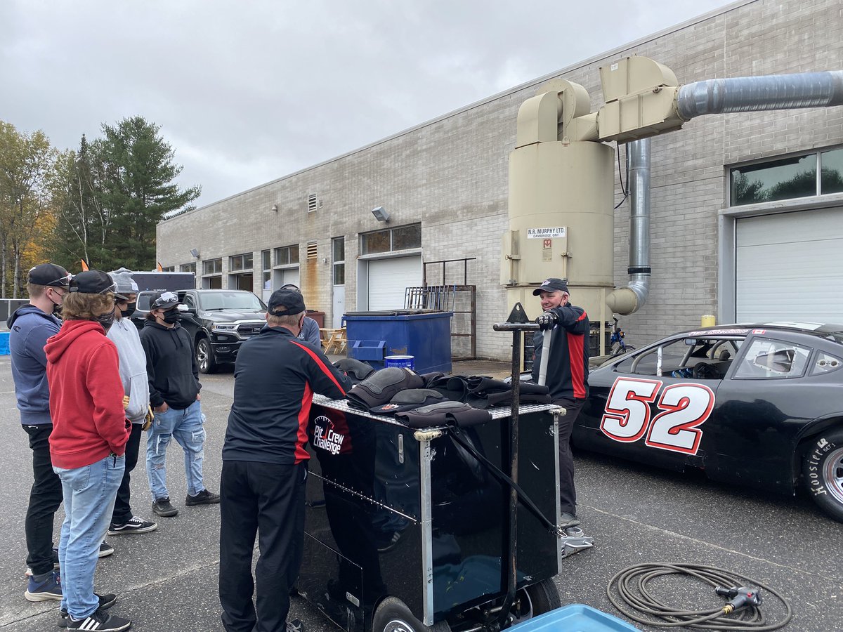 tanyaRUNS's tweet photo. Pit crew in action @TLDSB_Pathways students getting hands on experience &amp; bringing home the #ToolsintheTrades  @whahn96 @supportONyouth https://t.co/Pl407WoNMH