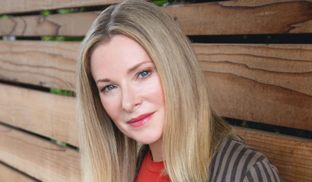 Happy Birthday Today To:

Cady McClain (Rosanna Cabot, 2002-2005; 2007-2008; 2009-2010) 