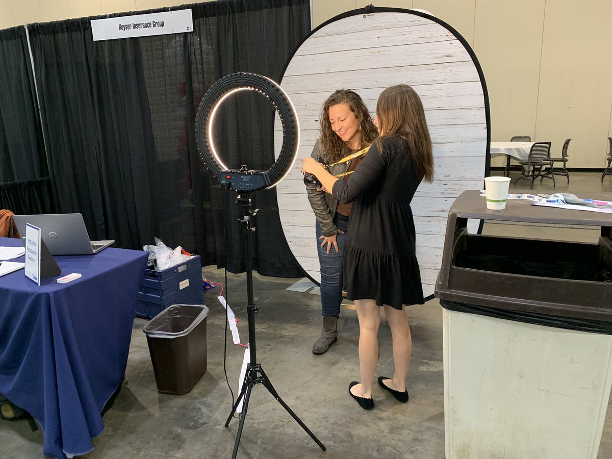 themonicalloyd's tweet photo. Headshots, that’s what’s happening!
#mishrm21 #keyserinsurance #resourcepartner #mishrm
Exhibit hall opens at 11:30 TODAY!!!! https://t.co/G9FrT6gZnI