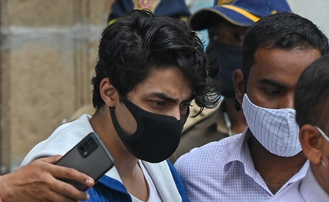 ndtv's tweet photo. "#AryanKhan Wasn't Even On The Cruise, Nothing Found On Him," Court Told https://t.co/6oRWyK9C6s https://t.co/gViZYjSe6B