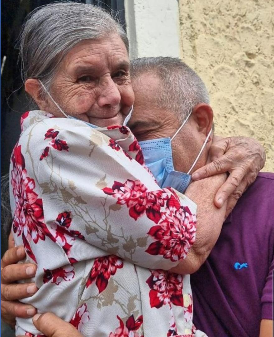 clapmariscal's tweet photo. Gracias @FreddyBernal por su amor, entrega y esperanza al pueblo del Táchira.
#ClapAmemosAlTáchira 💛🖤❤️ 

@NicolasMaduro @Juntosxtachira1 @BermudezJoseA @TrompizCarlos @arguelloyepfri @PartidoPSUV https://t.co/jjqiRQ48gH