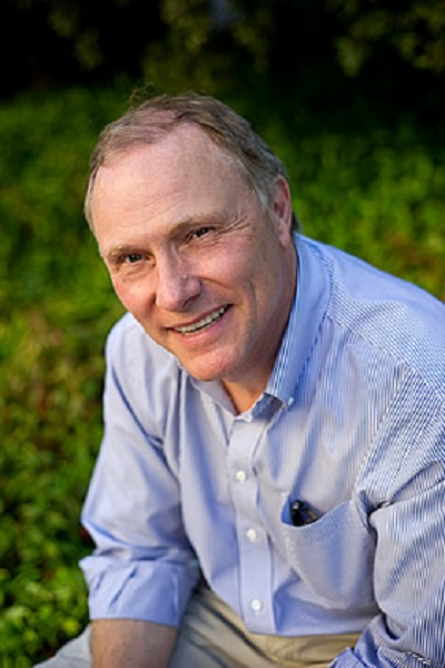 Inpsicon's tweet image. ¿Sabes quiénes son los ganadores del Premio Nobel de Economía 2021? ¡Conócelos! David Card, Joshua Angrist y Guido Imbens son los investigadores reconocidos por sus contribuciones a la economía del trabajo y el análisis de las relaciones causales. 

📷: @NobelPrize