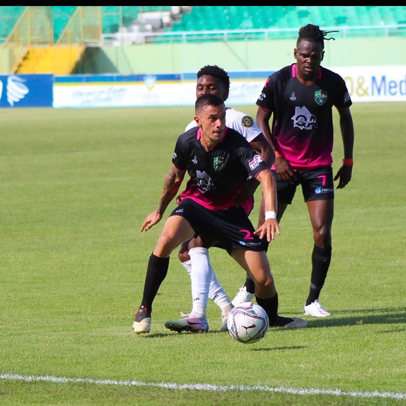 Nunca dejes de soñar , nunca dejes de creer , nunca te rindas . Dios tienes el control 🙏