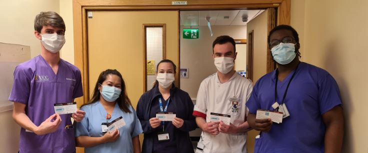 UHW_Waterford's tweet photo. #EyesOpenToThrombosis #WorldThrombosisDay happy world thrombosis day, sharing the info with patients &amp;staff, blood clot alert card for all @HSELive @HrSswhg @MedSafetyUHW @ThrombosisIrL https://t.co/uSV2b89ckH