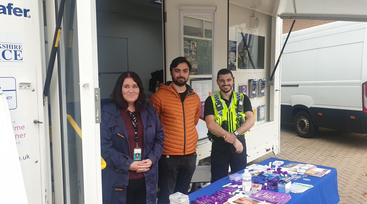 Out and about today at @leedsbeckett with colleagues from @stophateuk and @WestYorksPolice raising awareness for #HateCrimeAwarenessWeek 
#leedsnoplaceforhate