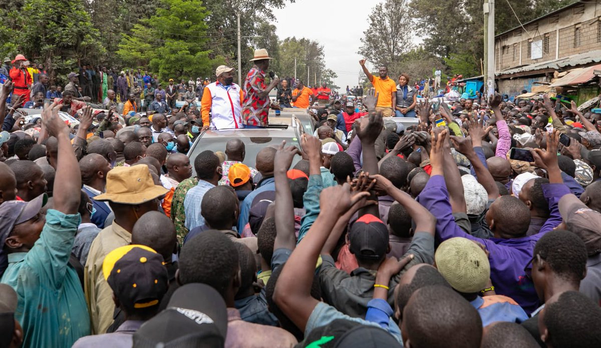 edwinsifuna's tweet photo. Wanatuambia haiwezekani #GavaYaBaba kudunga kila mtu jobless thao sita kwa mwezi.
Tunawaambia #Inawezekana kwanza tukifunga hizi tap za wizi mmezoea kumangia.

Tutakata bei ya Unga
Tutakata bei ya Mafuta
Alafu tukate maji https://t.co/WDc5U8ajLU