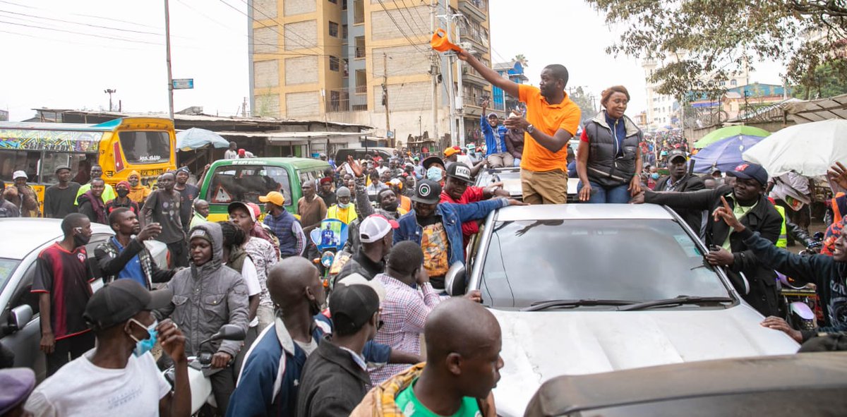 edwinsifuna's tweet photo. Wanatuambia haiwezekani #GavaYaBaba kudunga kila mtu jobless thao sita kwa mwezi.
Tunawaambia #Inawezekana kwanza tukifunga hizi tap za wizi mmezoea kumangia.

Tutakata bei ya Unga
Tutakata bei ya Mafuta
Alafu tukate maji https://t.co/WDc5U8ajLU