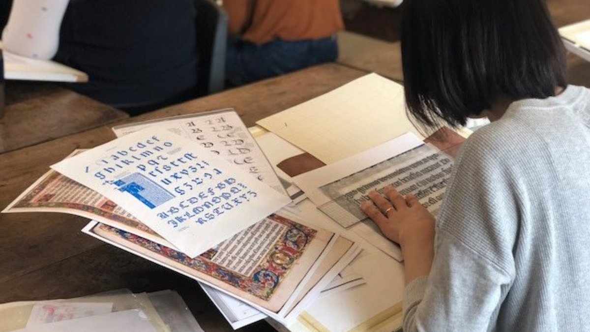 Calligraphy can be so therapeutic! Why not enrol on our Lettering and Calligraphy weekend course and learn the art of modern script. Calligraphy is not only creating art, it's a meditative process. Enrol here bit.ly/2EESEzz #calligraphy #weekendworkshop #art