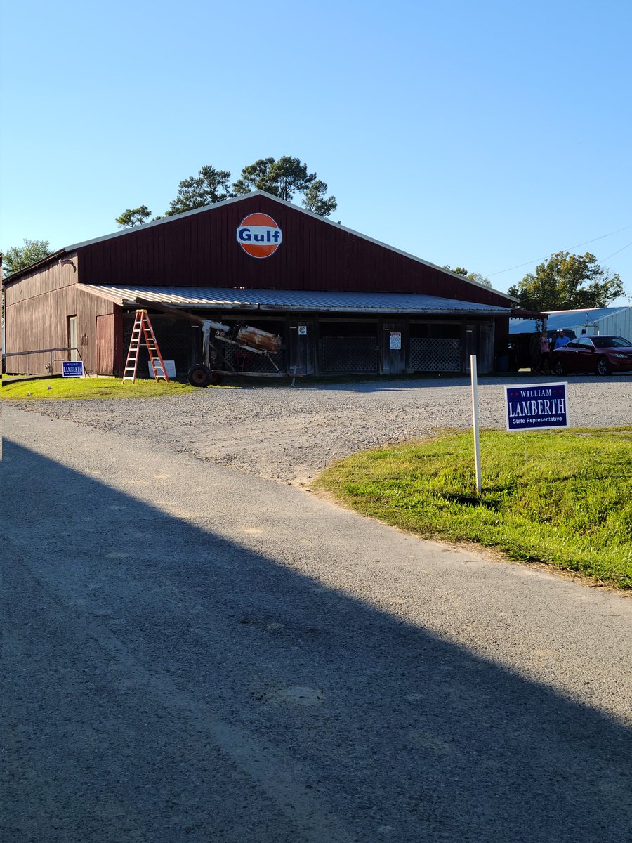 WilliamLamberth's tweet photo. Thank you so very much to all of our friends and family who came to the Boots and BBQ last night. Biggest crowd we have ever had at almost 200 and I'm truly grateful for your support. Appreciate @SenJohnson @JohnnyGarrett4 and @AndyHolt4TN making the drive over too. #blessed https://t.co/HvGvqpVwbA