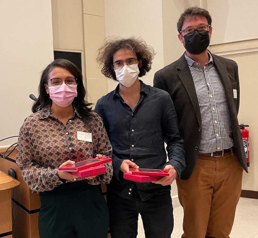 FNiedergang's tweet photo. #MicrobUP kick off meeting has ended with two prizes 🏅awarded to @melissaitsd and @AubeCorentin for their posters presentation...both working @InstitutCochin 😁! congratulations!! https://t.co/Qq2rhXj9BS