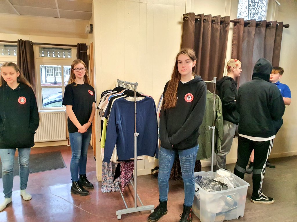 Siobhan_RenYS's tweet photo. Well done Art Boss members on hosting your first youth swap shop and upcycle workshop!
👗👕👟👖👜
You bossed the challenge to help reduce clothing waste and to bring young people together. @YRenfrewshire @LizzieYServices @YsCaitlin @EmmaYS4 @PaisleyArts #natureforall #OMsummit https://t.co/UNzYWGudzV