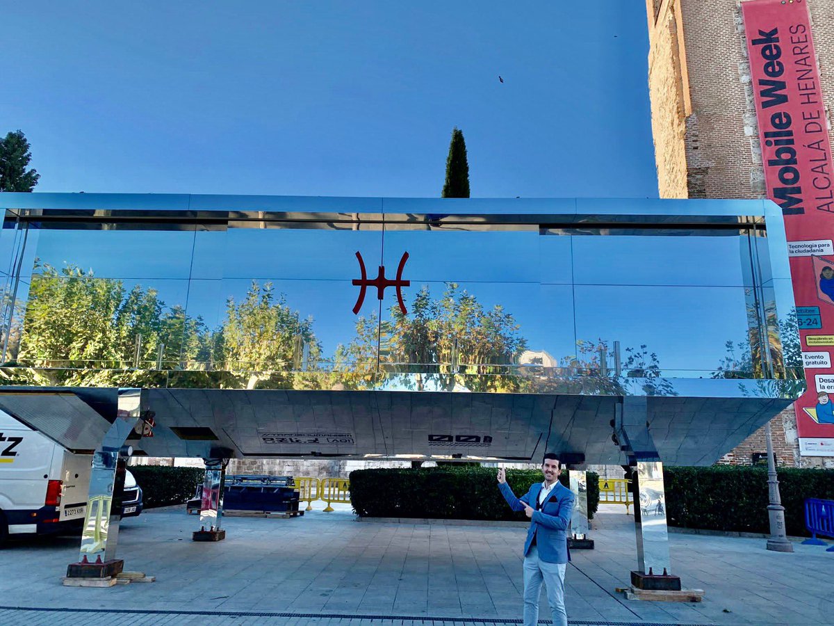 Mobile_Alcala's tweet photo. 💥 La casa de Marte de Cyberhut de Astroland ya está instalada en la Plaza de Cervantes.

🦾 ¡Comienza la cuenta atrás! 🚀 ¡Este fin de semana despegamos! Ha llegado el momento de traspasar la pantalla 📺 

⚠️ No olvides apuntarte a las actividades. https://t.co/Gm1N35jAvv https://t.co/rxCdPllSGi