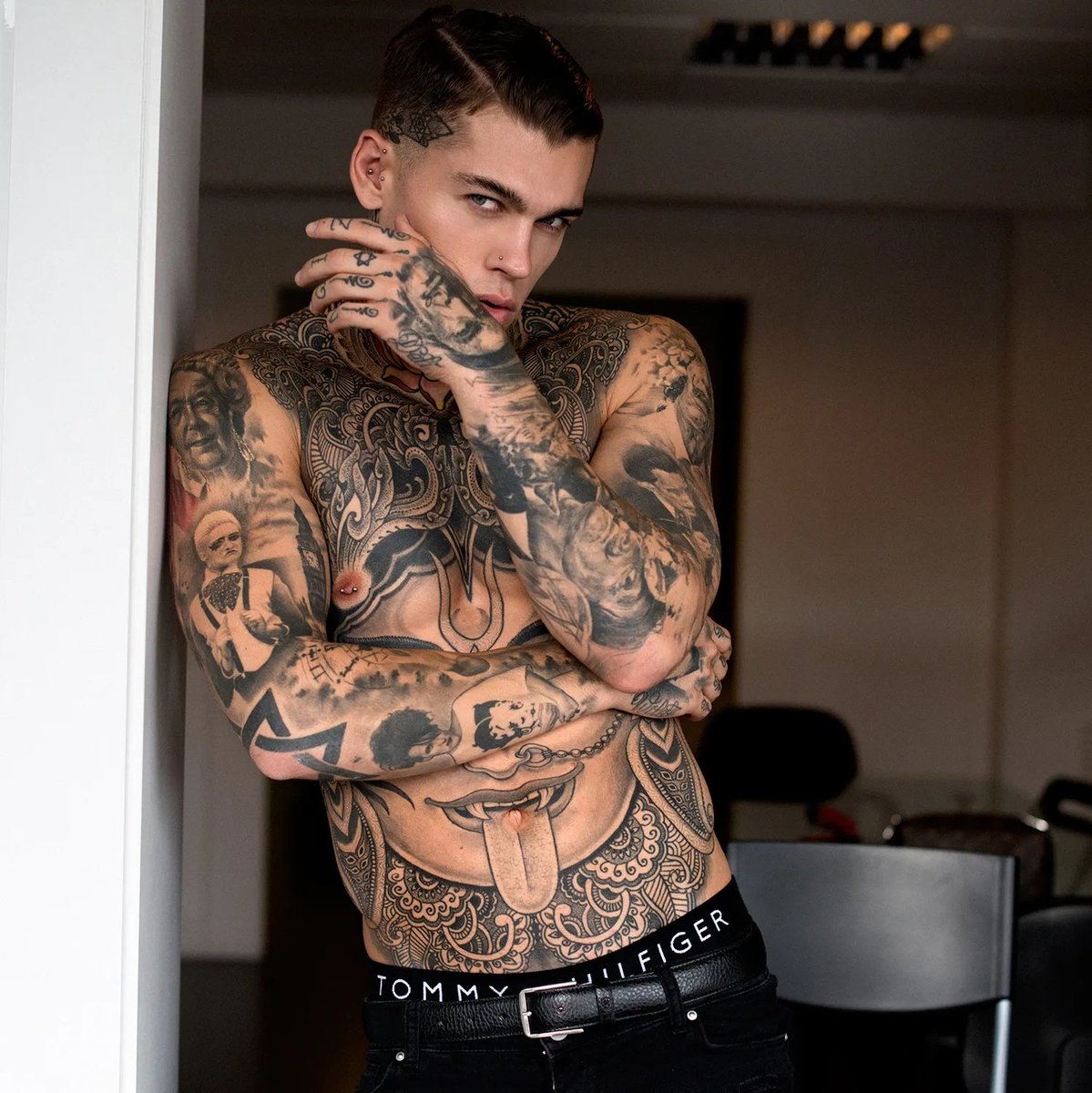 WhoIsDimitri tweet picture