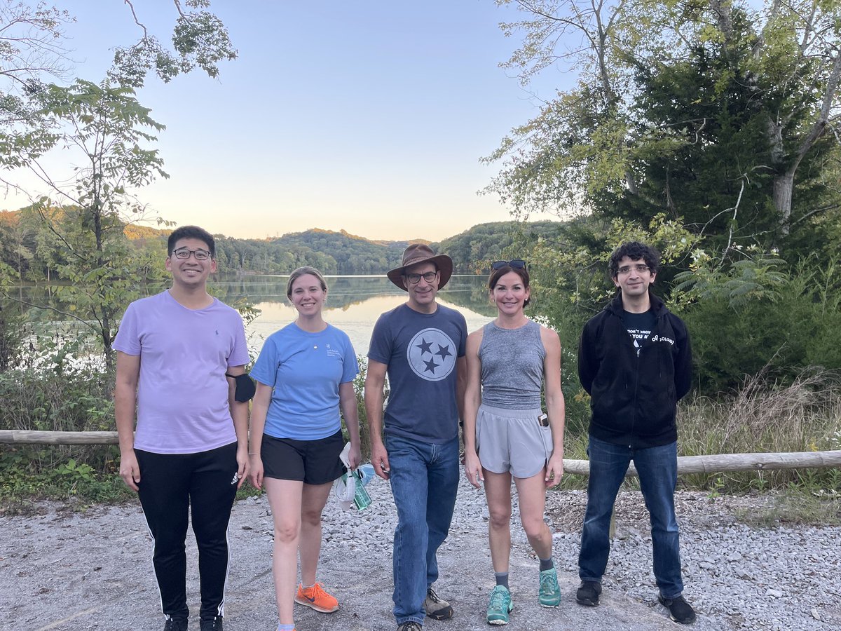 Vanderbilt MIDP sunset hike with Dr. Trent Rosenbloom, MIDP Associate Director! Great night for Right Brain Activities!! medschool.vanderbilt.edu/midp/leadershi…