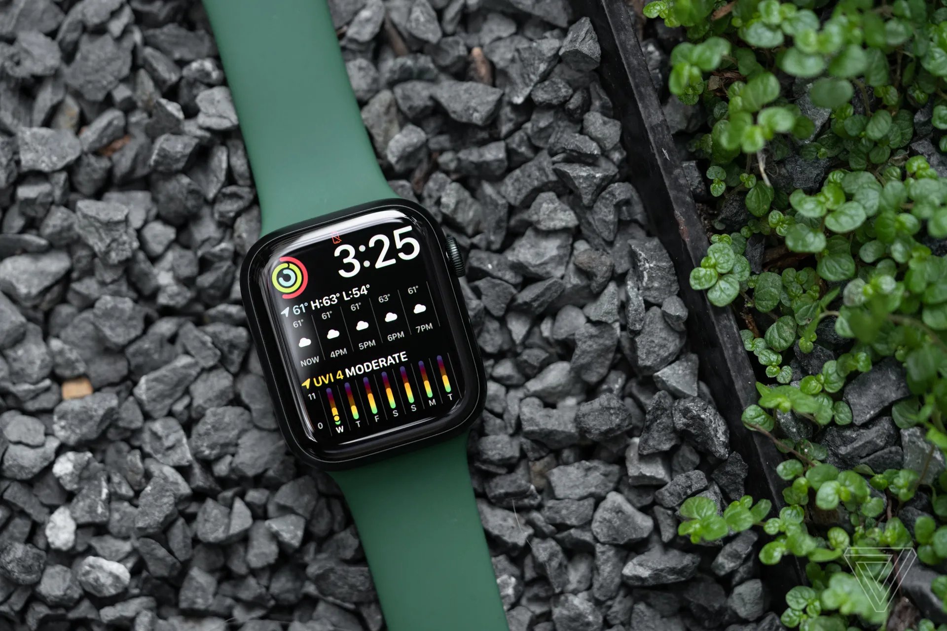 Apple Watch Series 7 review: Bigger really is better