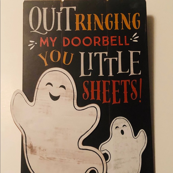 te_andra's tweet image. So good I had to share! Check out all the items I'm loving on @Poshmarkapp from @Dennis0363 @apinkdiva #poshmark #fashion #style #shopmycloset #stuartweitzman #none #nike: posh.mk/AZJ1E0h2jkb