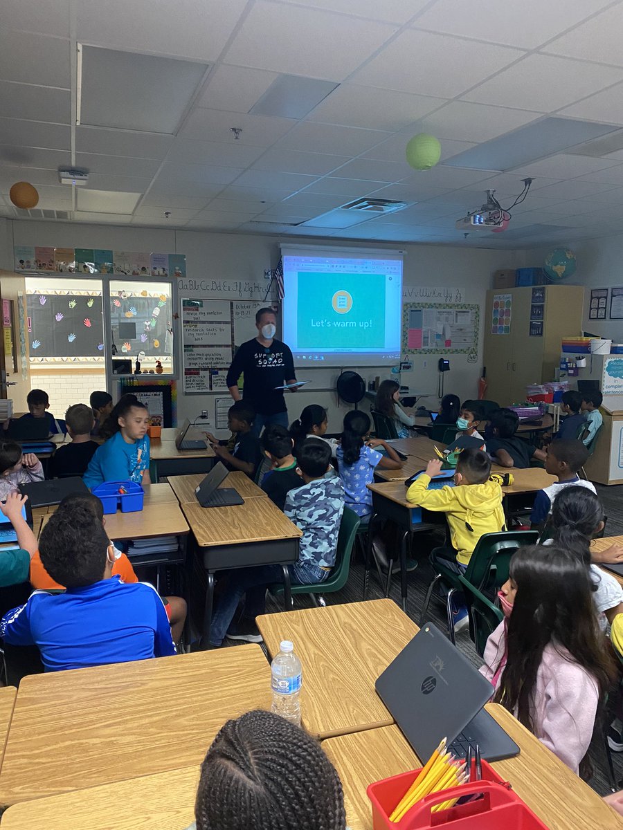 andersonteach5's tweet image. 3rd grade loves when @Techy_EDU joins us in the classroom! Today we are learning about plagiarism before we start researching for our information books! #riddlestateofmind @RiddleElem