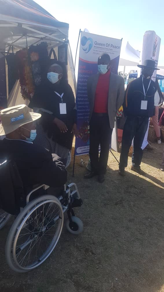 Touring Stands and appreciating Exhibitions.