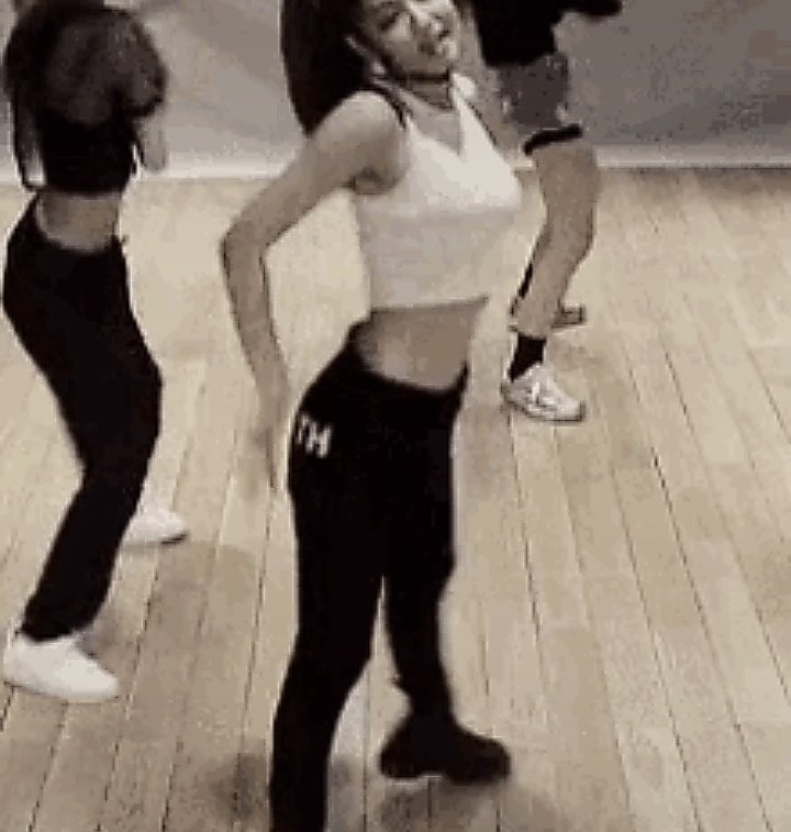 JEN96NIE's tweet image. 