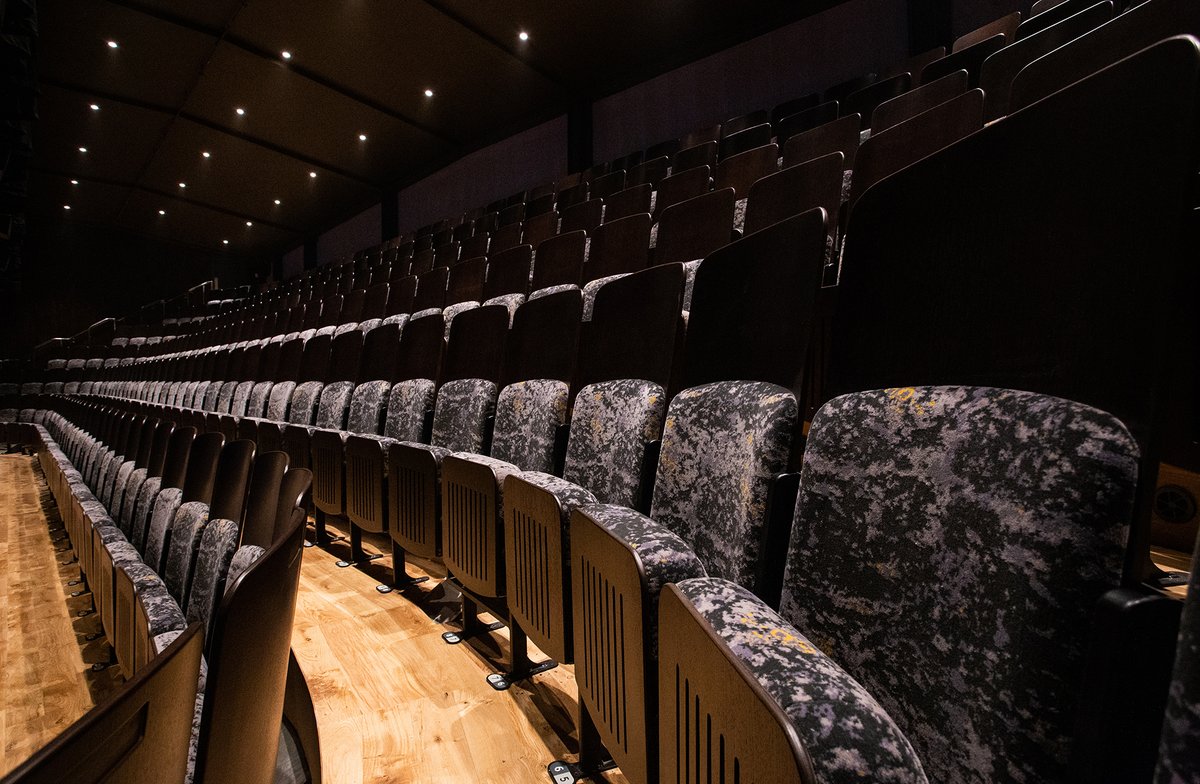 HallforCornwall's tweet photo. It’s show time! ✨

After 3 years transforming our theatre, we're over the moon to throw the doors open tonight for the first performance of Fisherman’s Friends: The Musical.
 
Are you joining us? We can’t wait to see you! #HallForCornwall

Book tickets: https://t.co/FqOeE3yFKw https://t.co/Cxfw9Oa5D6