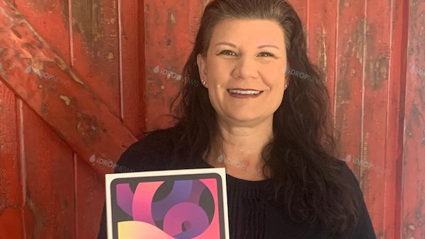 Congrats to Kara G. who won a brand-new iPad Air from <a href="/iDropNews/">iDrop News</a> 🎉 Follow the link and earn your chances to win other great Apple prizes. #Giveaways idropnews.com/giveaways/