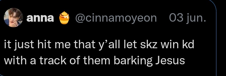 wac4moLe's tweet photo. @hyunjngr @subkshop @cinnamoyeon @Stray_Kids Hi @subkshop this person @cinnamoyeon won the vc  ot8 with @Stray_Kids but this person is an anti (idk why she aply for the vc) I'm worried that she might make idols uncomfortable, please do something 🙏 https://t.co/qW5e4FFDqM