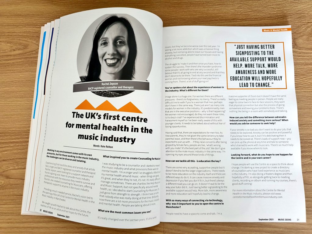 MusicGeeksUK's tweet photo. The first print copies of issue 2 has finally arrived. 

What do you think?

Look out for more updates, coming soon 😎 https://t.co/9k6dQ1y1Xx