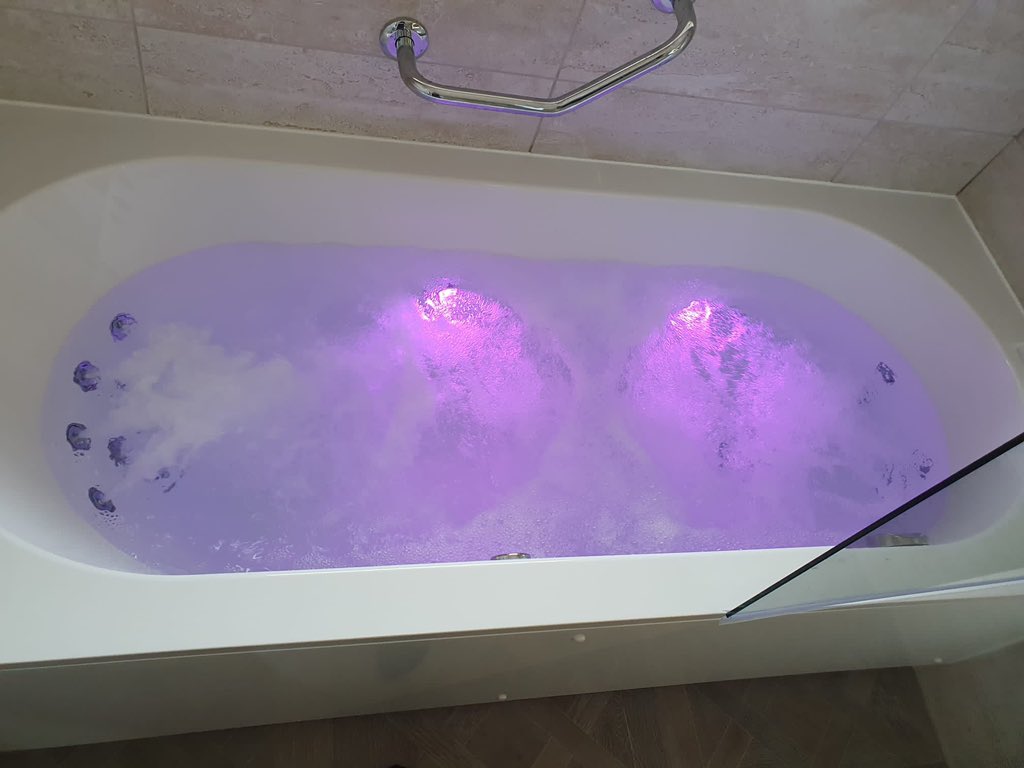 Croydon’s Premier Bathroom showroom tweet media