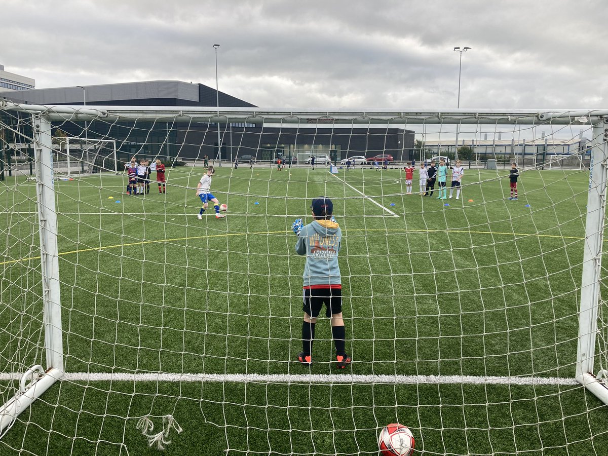 KillieCommunity's tweet photo. October Camp Day 1 & 2 😎
Over 140 kids ✅
Free Football ✅
Free Lunch ✅
#EngagingTheCommunity https://t.co/GSZuQs8kkx