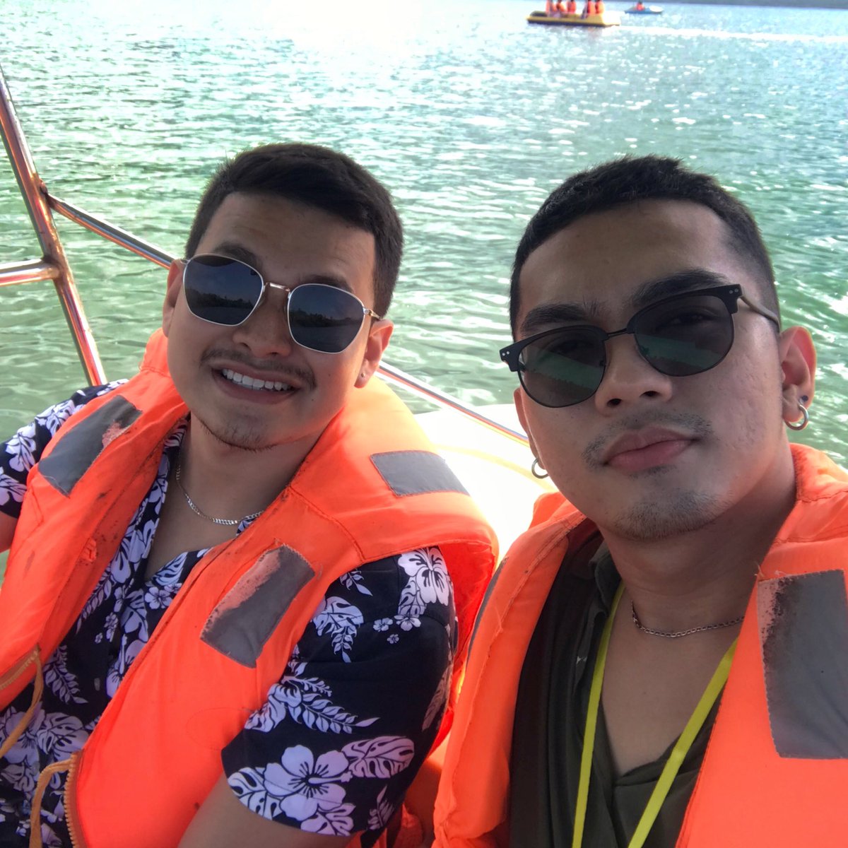 eddycabby's tweet photo. Happy anniversary my love! Thank you for loving me genuinely no matter how hard things had gone.I know exhausted na kaayo kas review nimo pero KAYA na my future PTRP! gusto raka https://t.co/VbZwwvLvI7 food jk Its been a year now but still you make my heart flutter even more. Ily https://t.co/QXxi9XIdrM