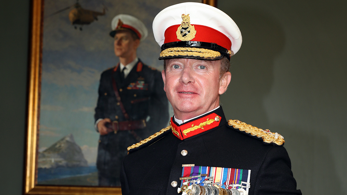 Mourners have gathered for the funeral today of Major General Matthew Holmes RM at Winchester Cathedral. Our thoughts and condolences are with his family and friends and with everyone in the Naval family affected by this sad death. 

Per mare per terram.