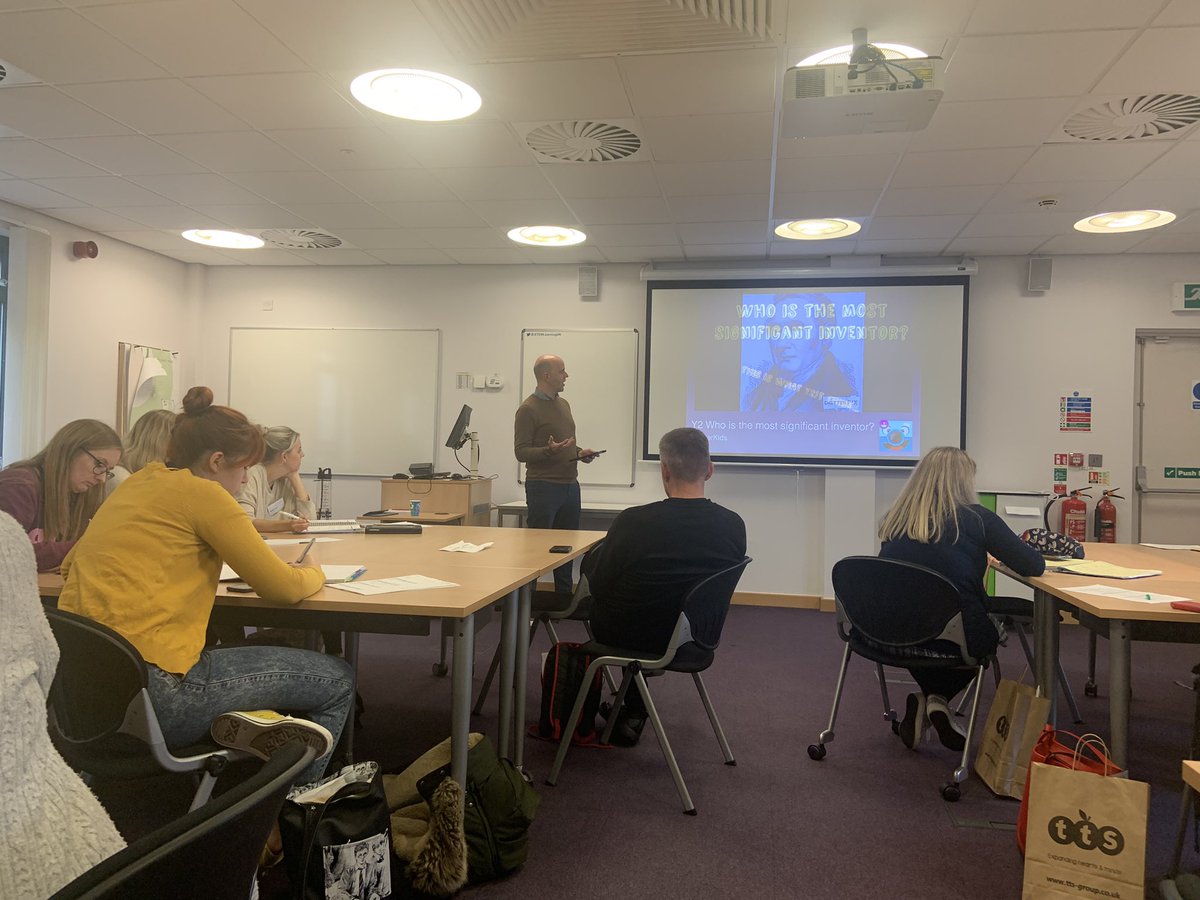 SciKat1's tweet photo. Fantastic technology ideas from Tom Jones @pstt_whyhow #PSTTCC2021 https://t.co/JcalyNQHPt